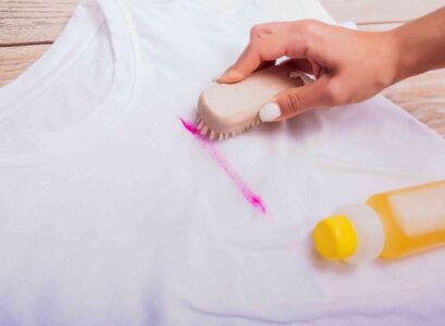 how can i remove lipstick from clothes