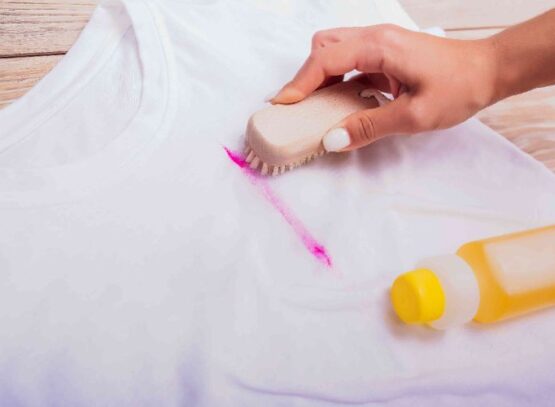 how can i remove lipstick from clothes