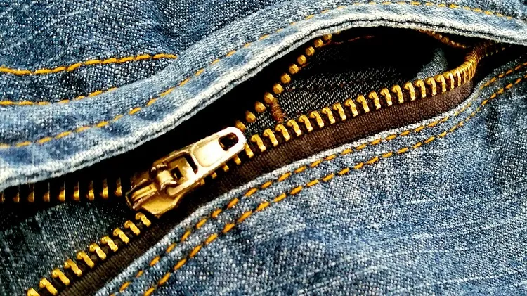 how to fix a broken zipper at home a splitting zipper