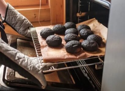 how to get rid of burnt smell in microwave