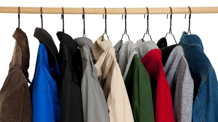 how to store coats what hangers to use organization skills ideas