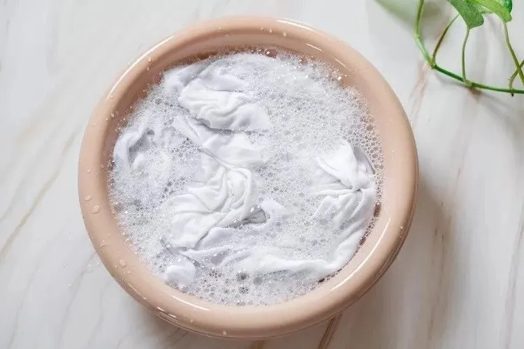 how to wash and remove stains from velcro