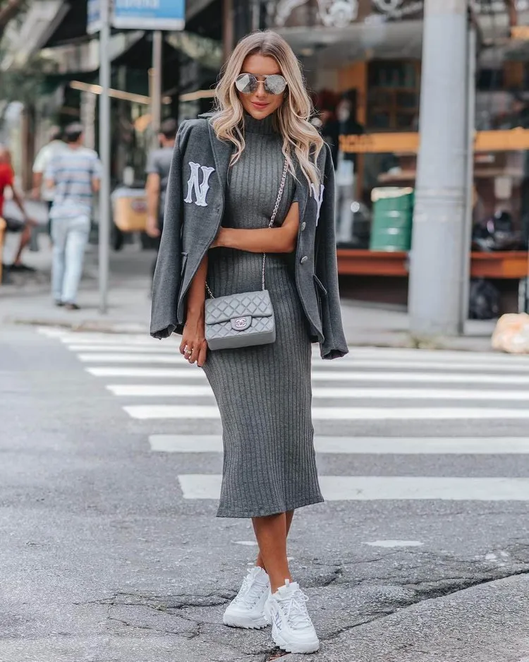 how to wear a long knitted dress casual fall outfit with sporty blazer and sneakers