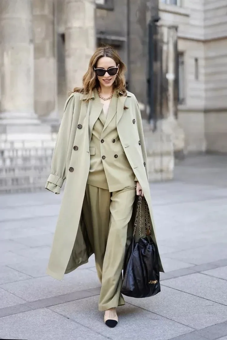 how to wear a trench coat female luxurious look