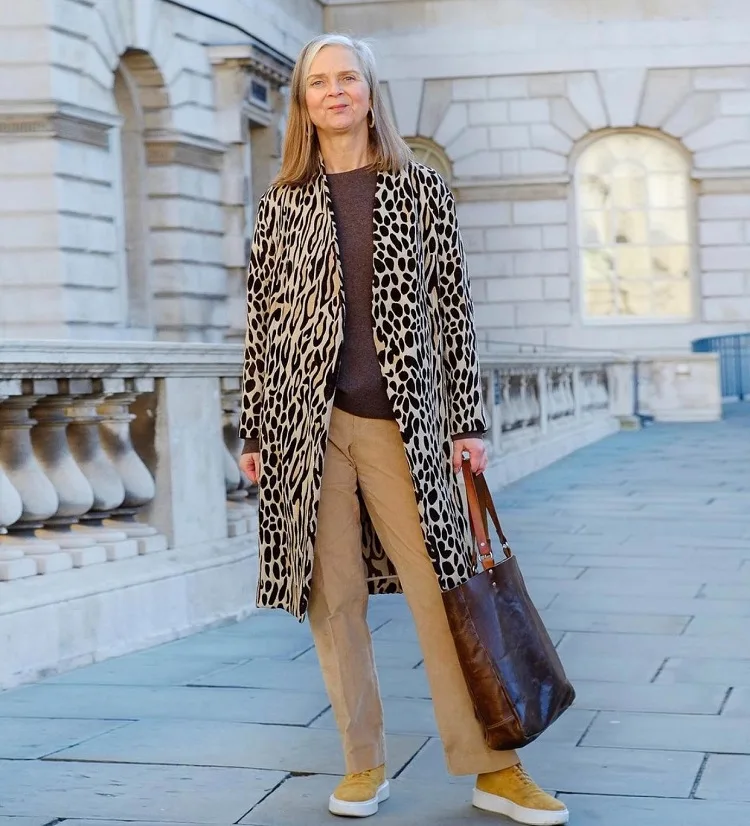 leopard print for women over 60 fall outfits 2023