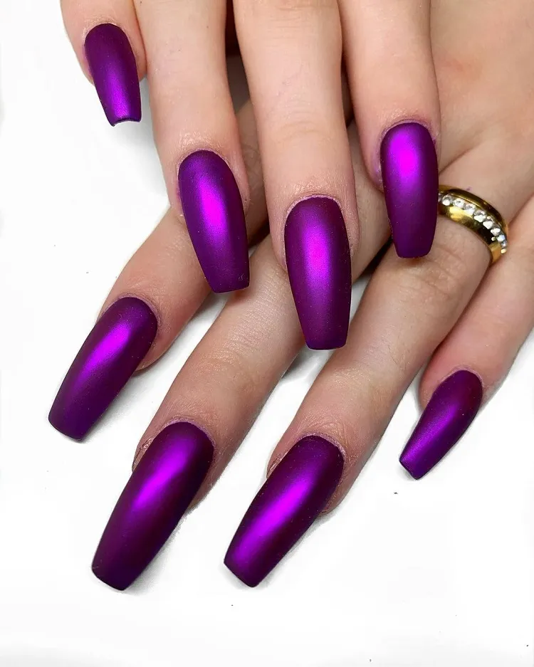 matte velvet purple chrome nails fall 2023