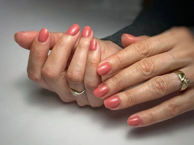 nail polish trend fall winter 2023 2024 for 50 year old women ideas