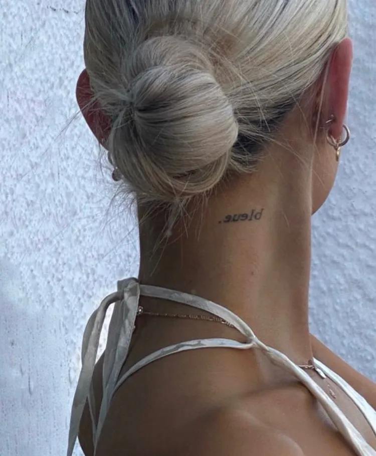 neck tattoos for women