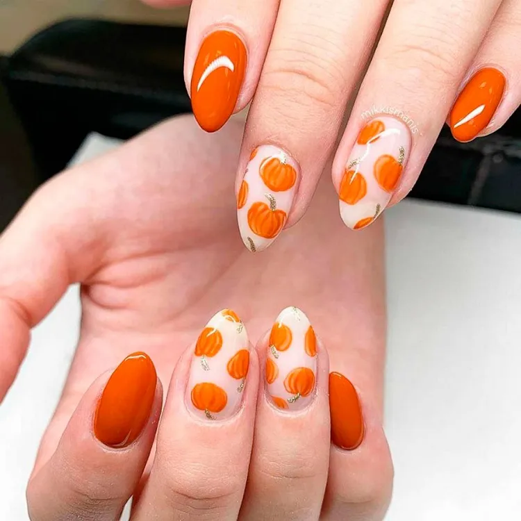 october fall nails design burnt orange manicure small pumpkins decoration 2023