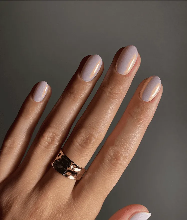 old money iridescent nude glazed nails fall october 2023