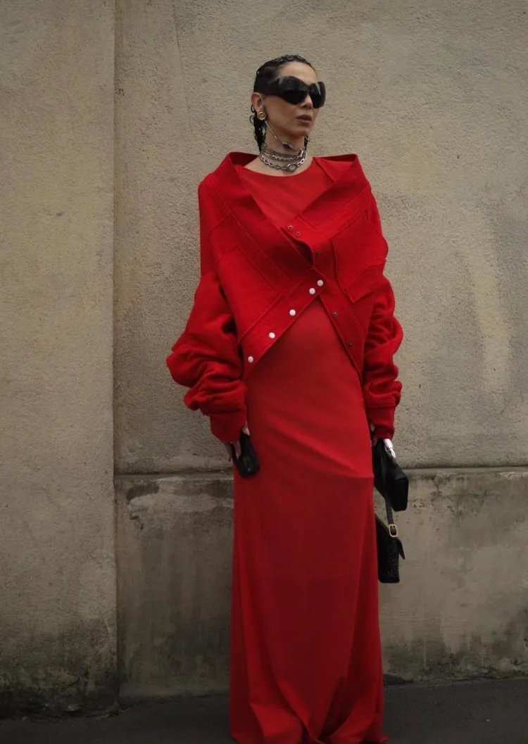 prada red monochrome look fashion fall trends 2023