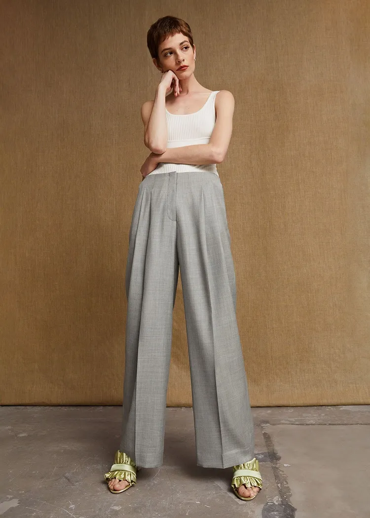 quiet luxury fall 2023 style grey trousers
