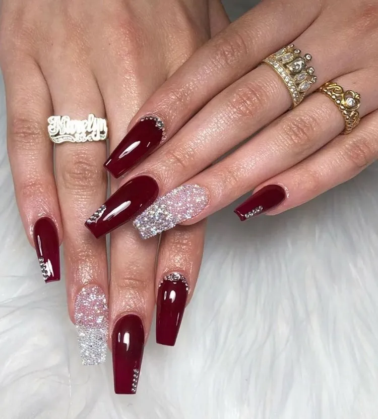 red september nails with glitter and stones