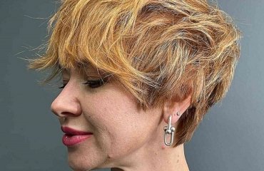 shaggy pixie cut modern hairstyle 2023 women over 50