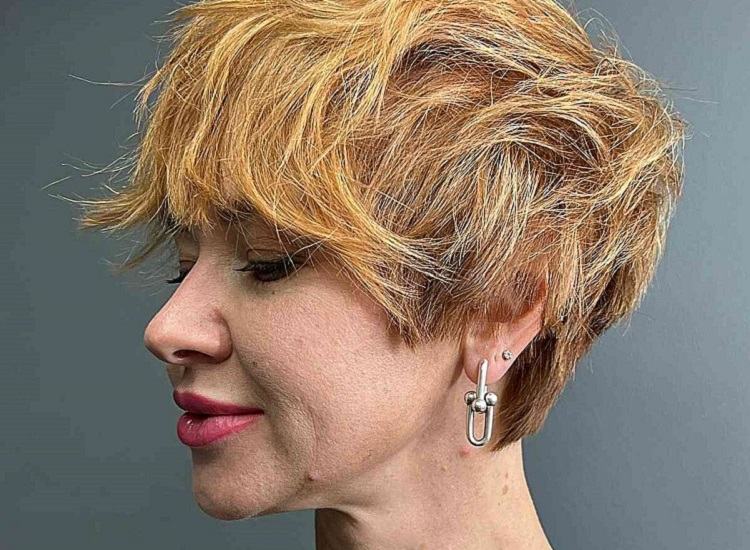 shaggy pixie cut modern hairstyle 2023 women over 50