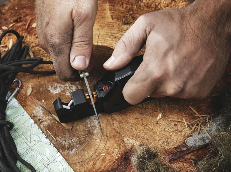 sharpen knives and scissors at home for fine blades