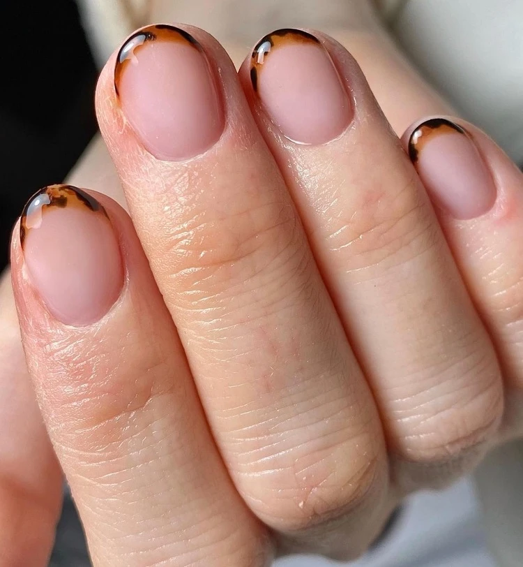 short fall nails baby french tip manicure micro