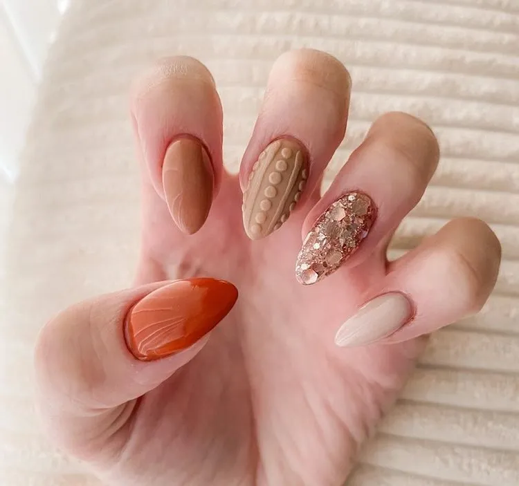 textured gel nails autumn design
