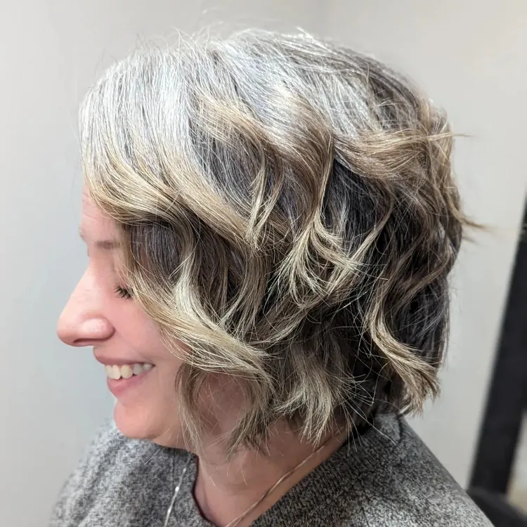 trendy hairstyles for gray hair layered bob