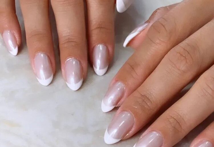 glazed french nails are the minimalist nail trend for fall 2023