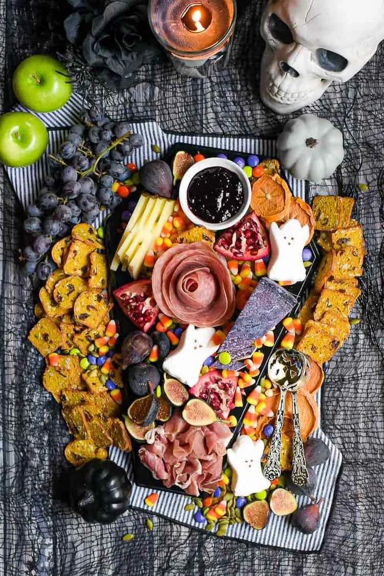what do you put on a halloween charcuterie board