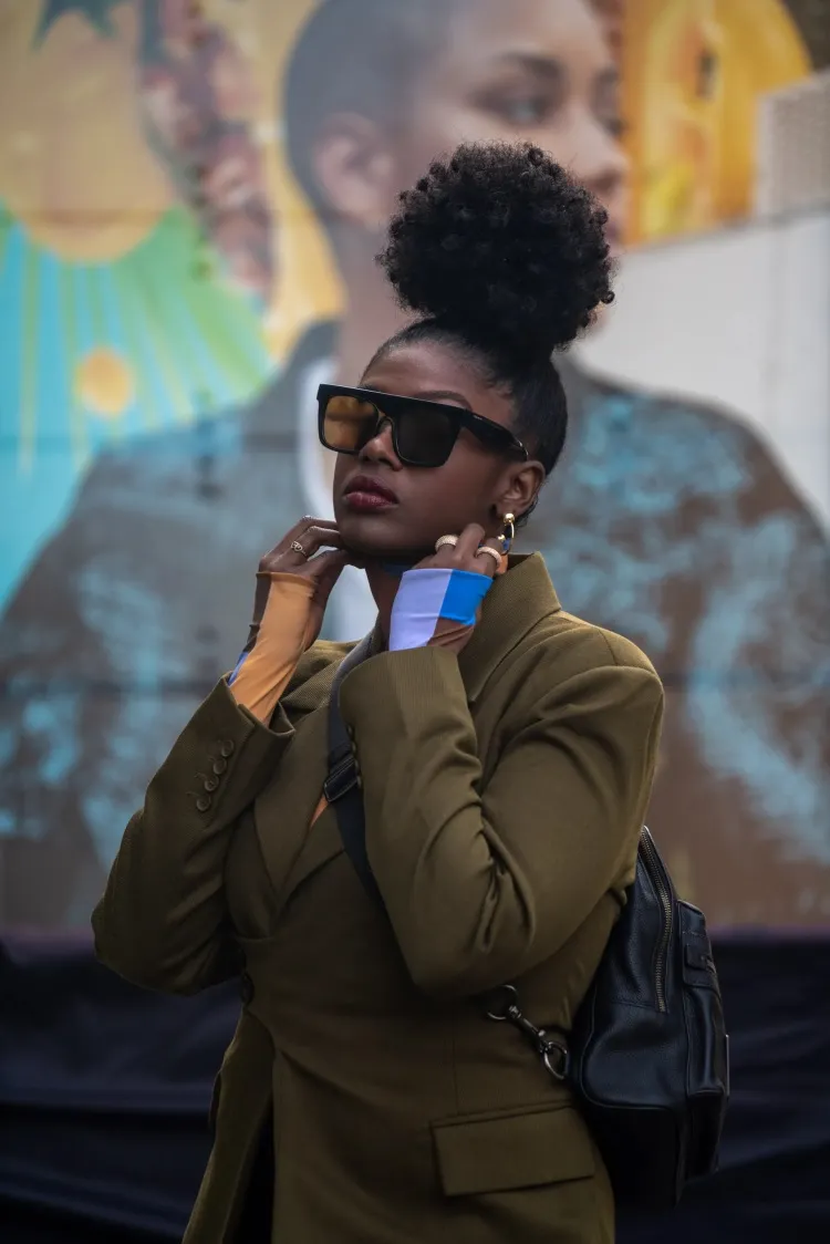 afro high bun natural type 4 hairstyle trends fall winter 2023