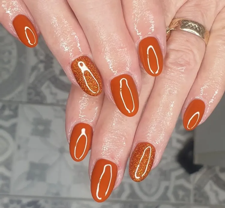 burnt orange copper glitter pumpkin spice nails