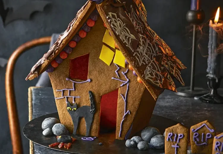 diy edible witch house decoration halloween