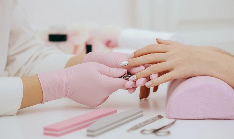 dry manicure the ultimate guide pros and cons