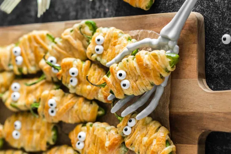 easy halloween appetizer recipe idea for adults mummies jalapeno poppers