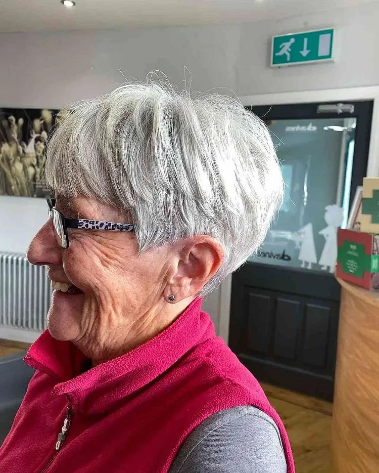edgy silver pixie for women over 70 with glasses