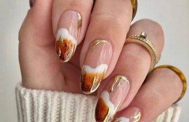 elegant pumpkin spice ombre nails gold decorations fall 2023