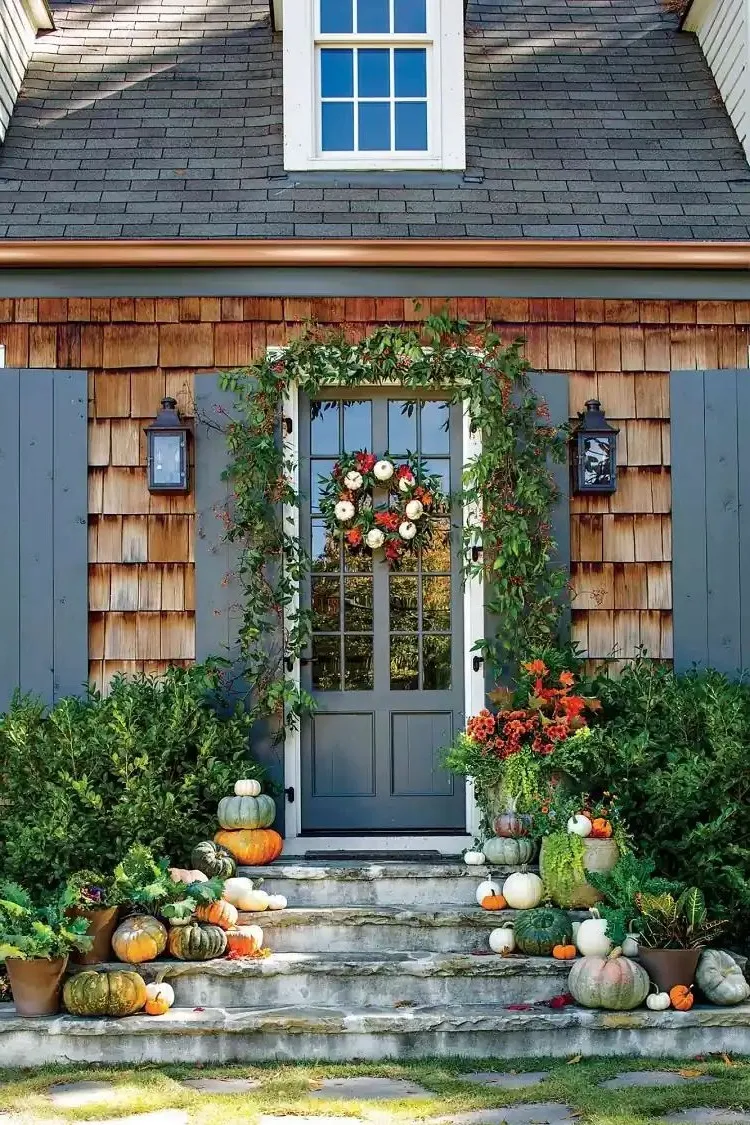exterior garden door decor idea