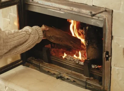how to dry damp wood room temperature
