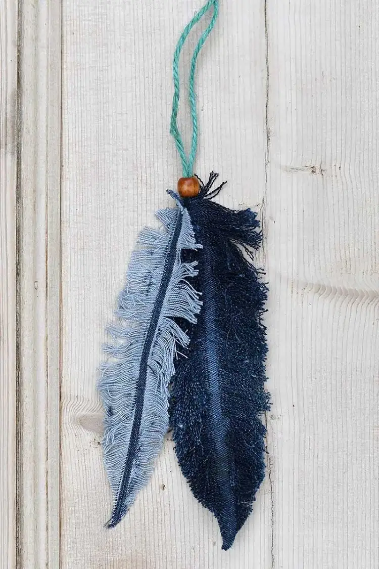 how to make decorations out of old jeans