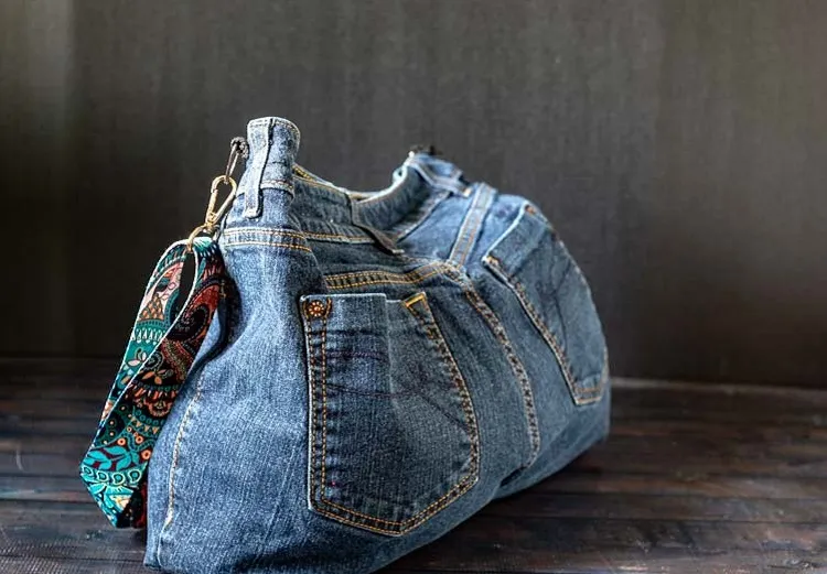 how to recycle jeans into a bag
