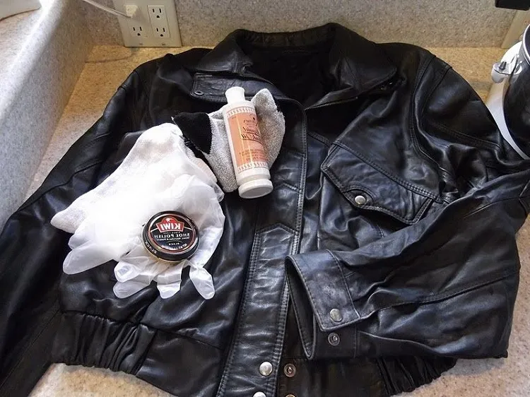 how to restore color to faded leather jacket