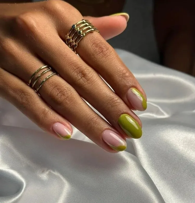 light green nail art manicure trends fall 2023
