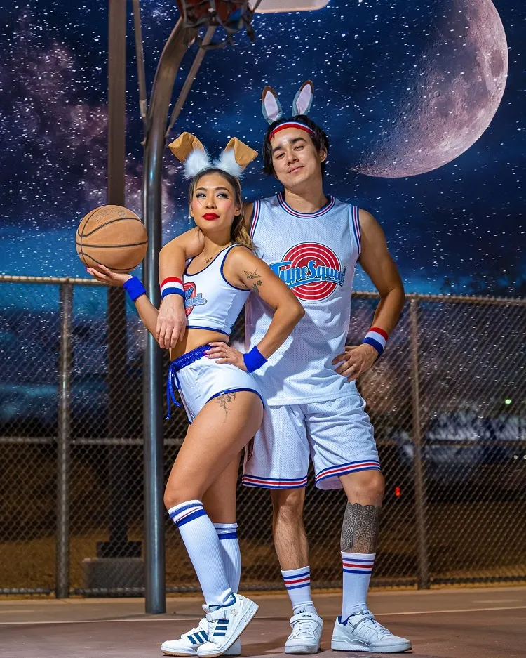 lola bunny bugs bunny space jam halloween couples costume idea
