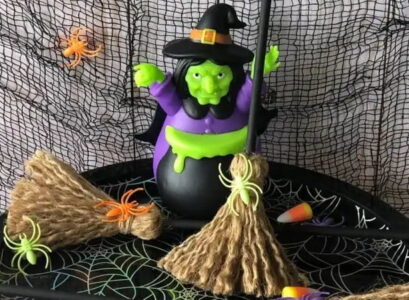 make witch's broom crafts for halloween decorations for display edible options