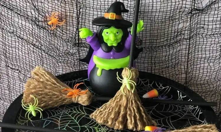 make witch's broom crafts for halloween decorations for display edible options