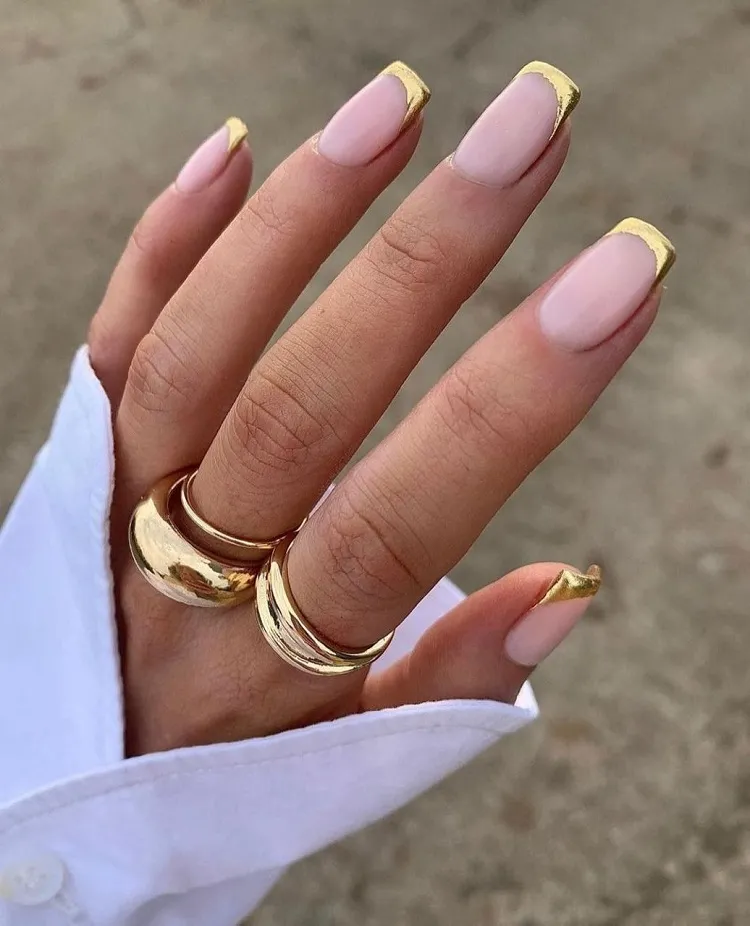 minimalist gold french tip nails fall 2023