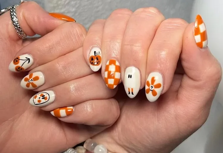 orange and white short halloween nails 2023