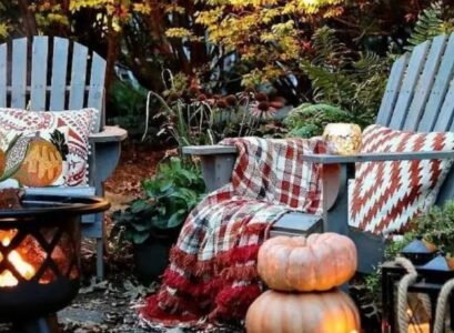 outdoor garden decoration fall 2023 ideas cosy warm atmosphere ideas for halloween
