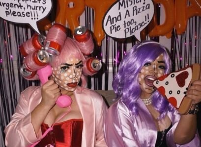 pop art cartoon women unique best friends halloween costume idea