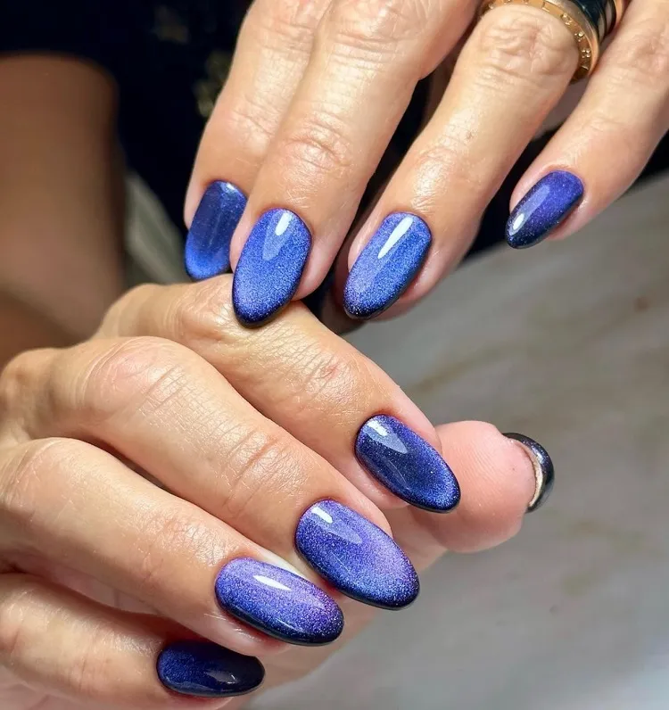 purple color changing cat eye nails 2023
