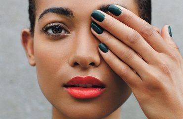 red lipstick green nail polish how to match complementary colors