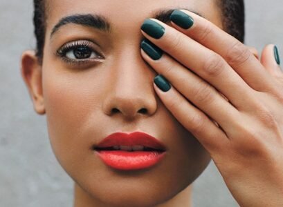 red lipstick green nail polish how to match complementary colors