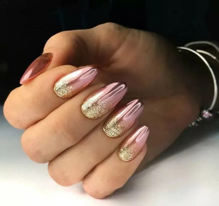 rose pink chrome gold glitter ombre nails fall 2023