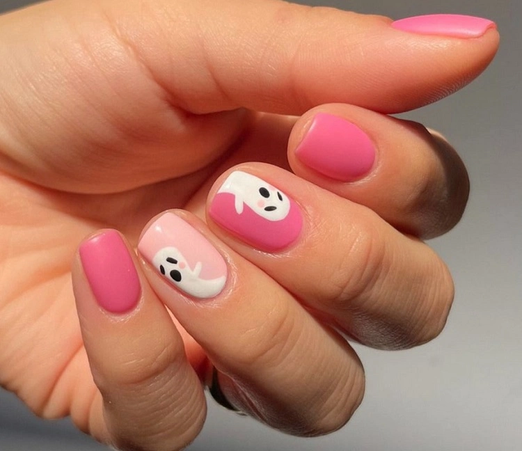 short pink halloween nails ghost manicure 2023